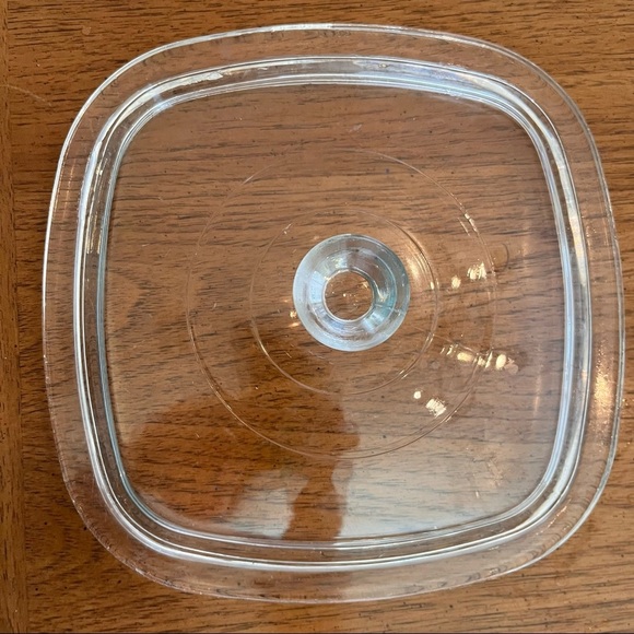 Vintage corningware white w/blue cornflowers 1 1/2 quart baking dish w/glass lid - Picture 9 of 10